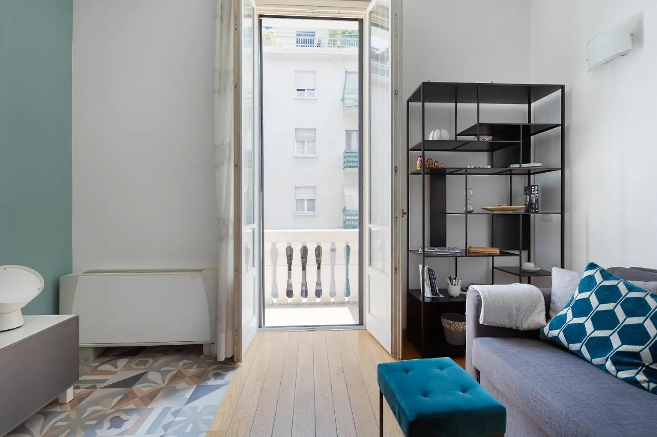 Appartamento Con Balcone- Bullona District Milano